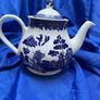 Barratts Blue Willow teapot Image 4