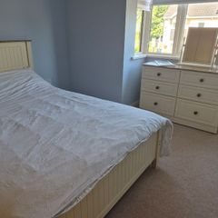 Bedroom set