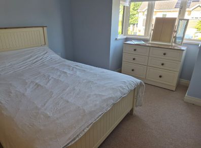 Bedroom set