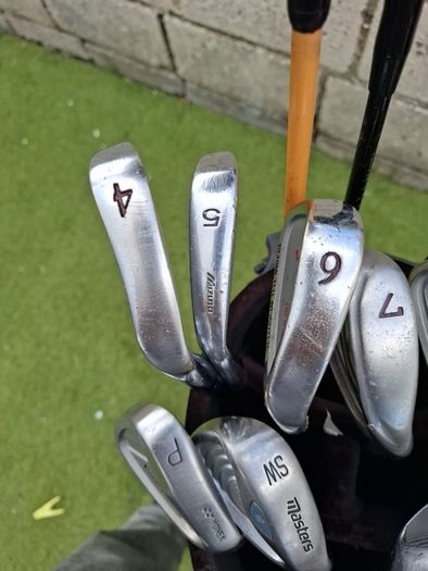 Golf Clubs Compleat Set