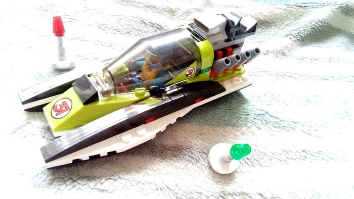 Lego city boat
