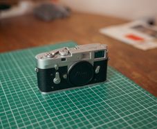 Leica M2