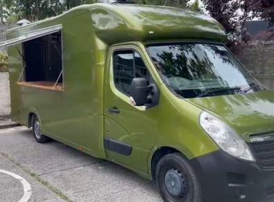 Food truck ready to start a business with. Suitable for one location or festivals