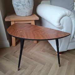 Coffee 'leaf style' table