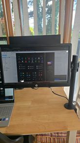 Hp 20 inch Monitor and Bontec Monitor Stand