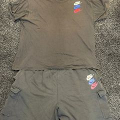 Nike T-shirt and Short Set