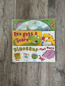 Dinosaur Play Pack Set