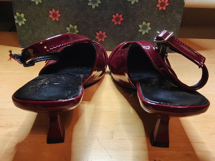 Ladies Shoes