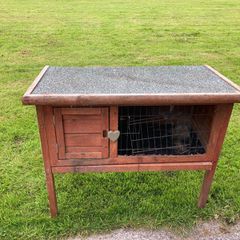 Free Rabbit Hutch