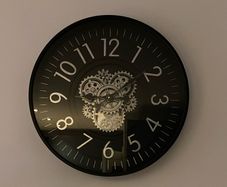 21" Round Clock