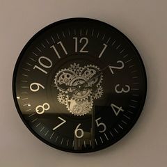 21" Round Clock