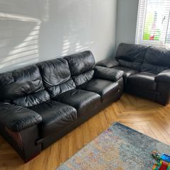 3 Seater & 2 Seater couch FREE!