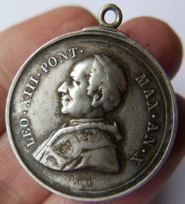 Antique 1888 Papal States Sterling Silver Medal. Pope Leo XIII. 50th Episcopal Preisthood. 11,1g