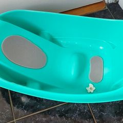 Newborn to toddler bath