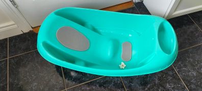 Newborn to toddler bath