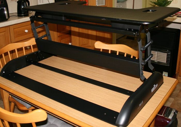 Varidesk Cube Plus 40 Adjustable Height Desk