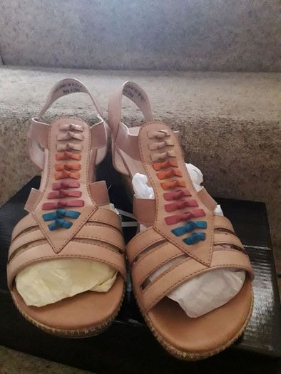 Sandals/Wedge Heeled Multicolour Leather Sandals .. Size: 5 UK .. 38  EU .. Price Drop .. Updated 20/07/22