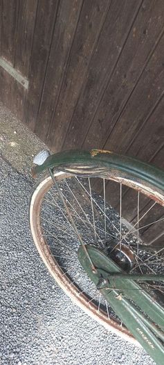 Antique Raleigh Roadster Bicycle  all originals for restoration project all works just needs tyres great original piece for the collection solid bike gears all work too