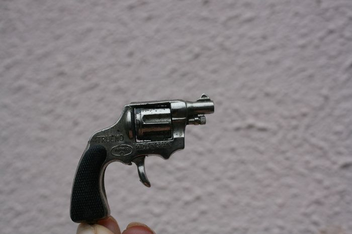 Vintage Miniature Toy Diecast Metal & Plastic Revolver Pistol