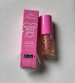 Too Faced Kissing Jelly Gloss Juicy Lip Oil 4.5ml shade Pina Colada