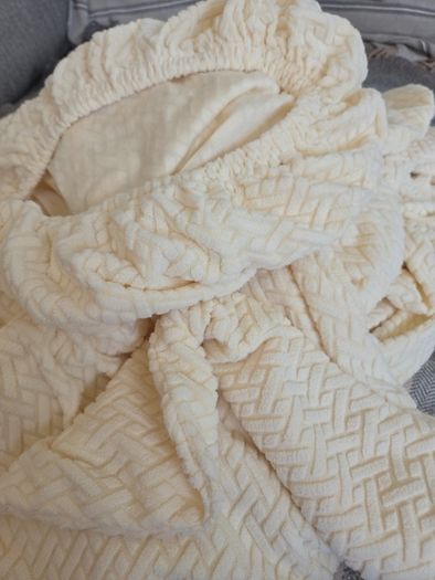 6 x cream chair covers bn