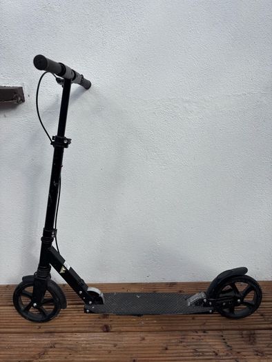 scooter black