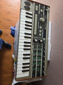 MicroKorg synthesizer/vocoder