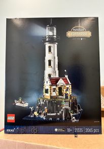 Lego Motorised Lighthouse 21335