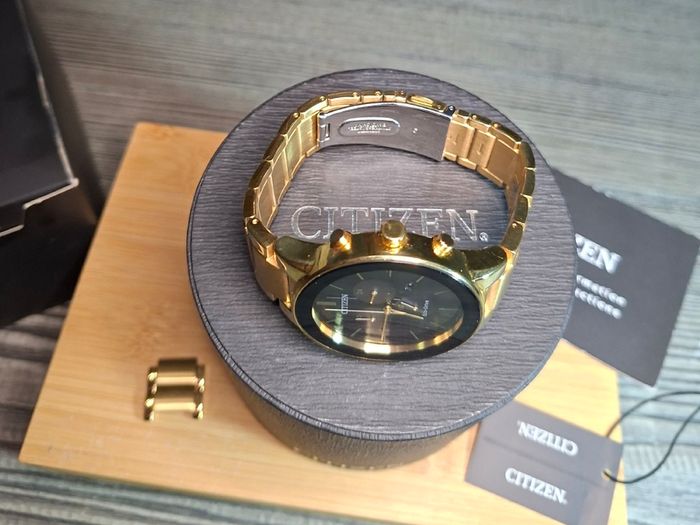 Citizen Men's Eco-Drive Axiom Watch, Like New Condition