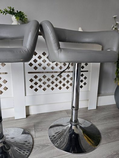Stools kitchen x2