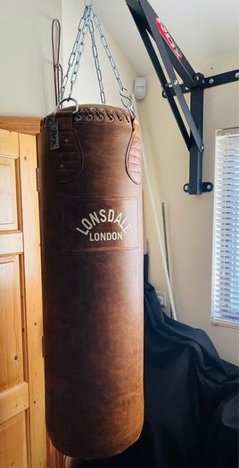 Lonsdale Professional Genuine Leather Punch Bag