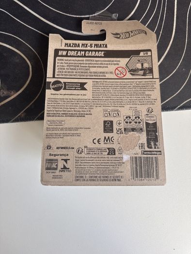 sealed toy car