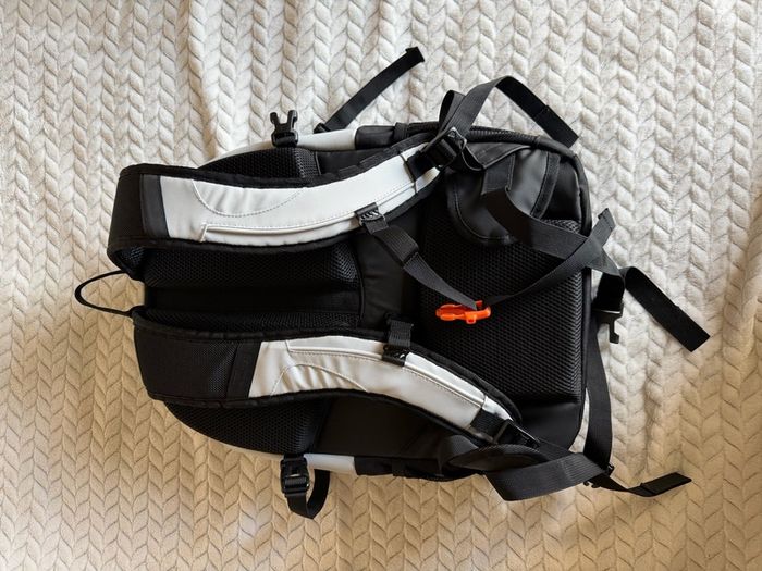 Backpack Hunter