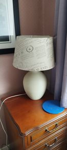 Table lamp
