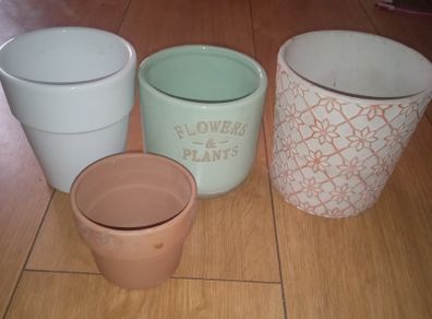 Plant pots