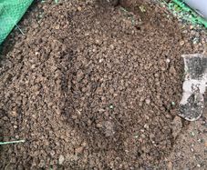 Approx 1 tonne of Concrete Gravel