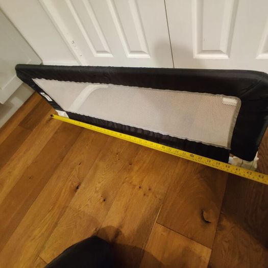Safety 1st Portable Bed Rail Dark Grey (Excellent Condition)