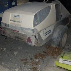 Screed pump/plastering machine.