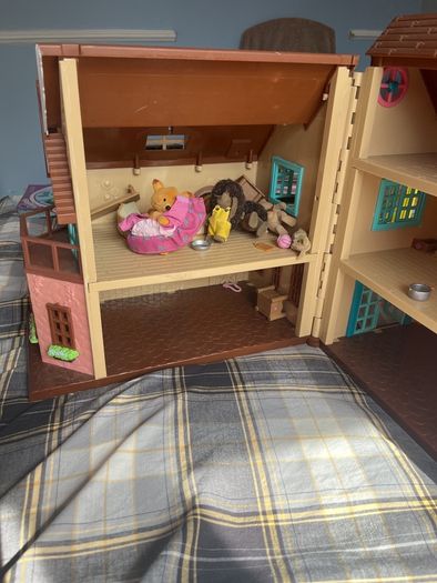 dolls house
