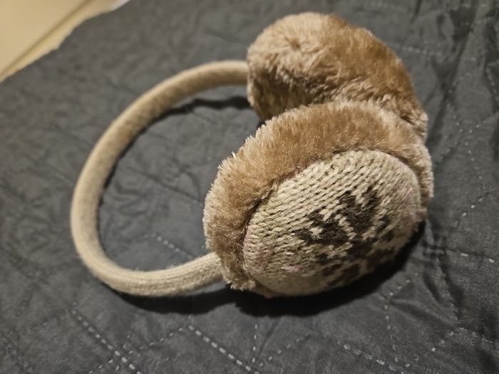 Earmuffs