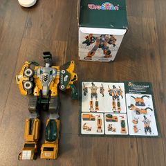 Transformer Robot / Dinosaurs toy