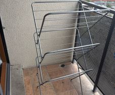 clothes horse