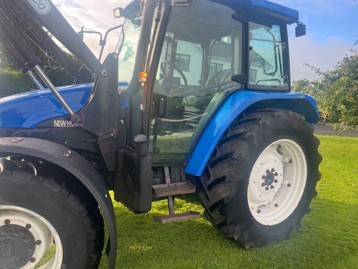 New Holland Other 2002
