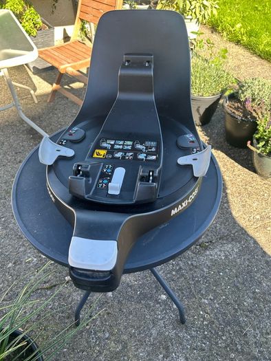 Maxi Cosi Pearl 360 with isofix
