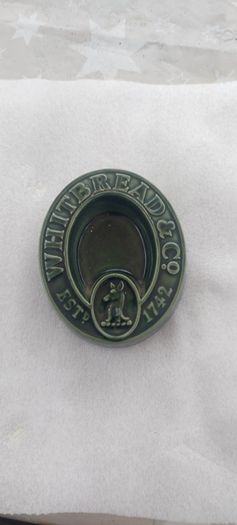 whitbread & co ashtray, good condition, no chips or cracks ,see pictures for condition,,sold as is ,price includes post to anywhere in Ireland,,or if buyer collects cheaper,,