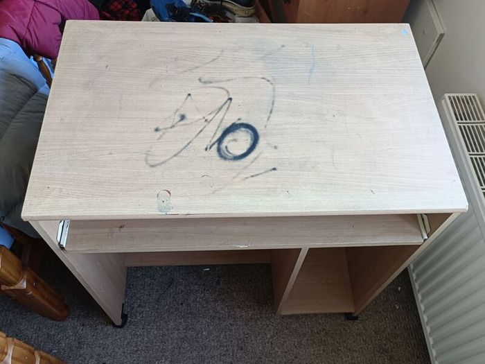 roller desk