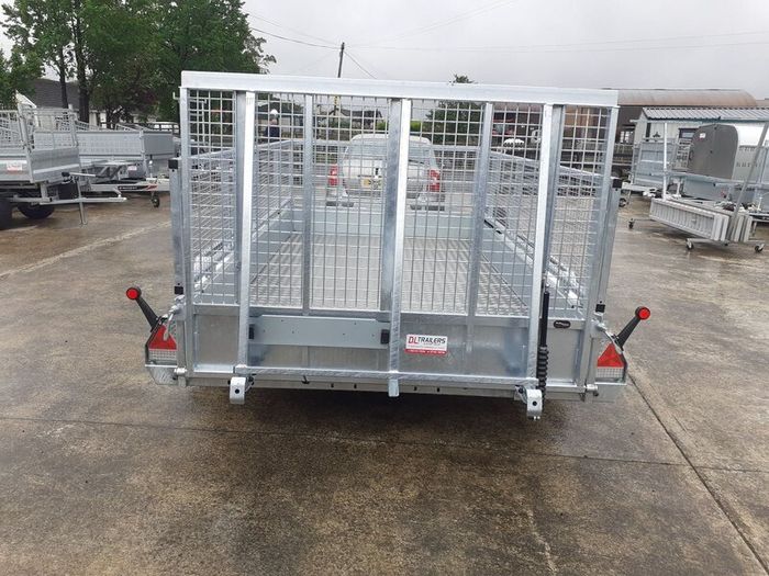 Tri axle nugent plant dropside livestock