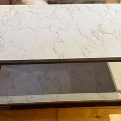 coffee table / centre table
