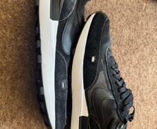 nike waffle one