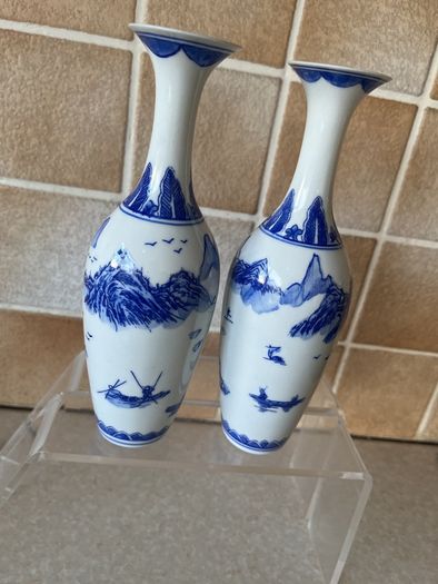 Chinese Pair Eggshell Porcelain Colbalt Blue/ White Elegant Vases